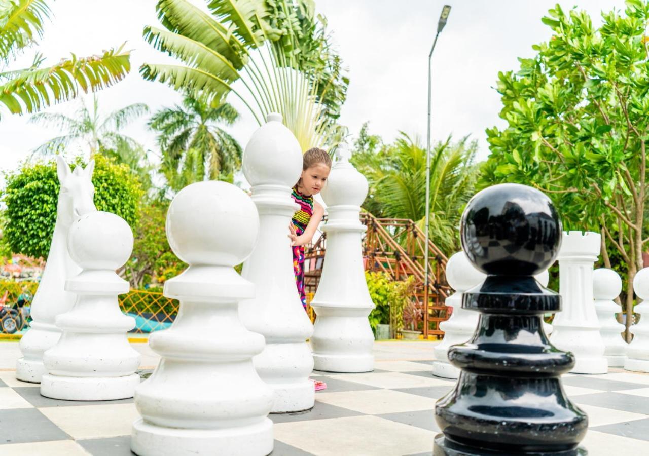 Jpark Island Resort & Waterpark Cebu Lapu-Lapu City Buitenkant foto